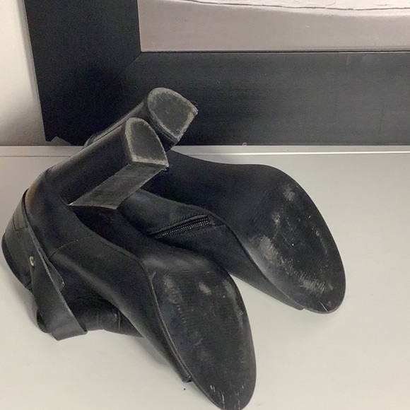 Steve Madden “Now” Black Leather Open Toe High Heel Zip Ankle Bootie Sz 7 - Picture 10 of 12